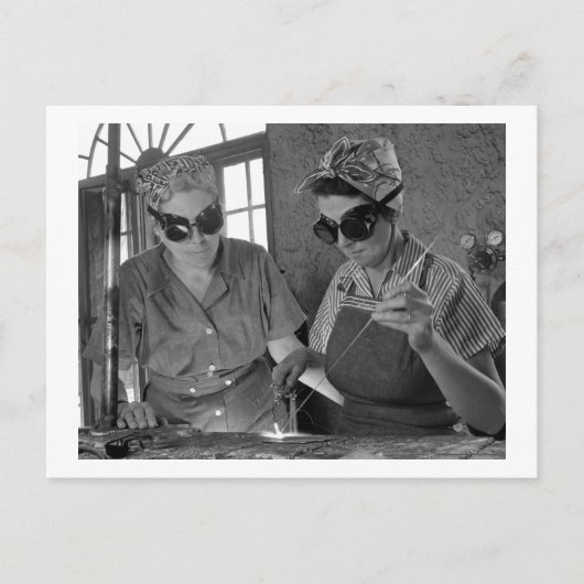WW2 Women Welders, 1942 Briefkaart (Voorkant)
