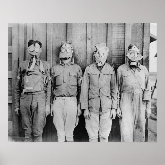WWI Era Gas Maskers, 1917.  foto Poster (Voorkant)