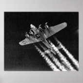 WWII B-17 in de vlucht Poster (Voorkant)