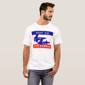 WWII geeft ze beide vaten T-shirt (Voorkant volledig)