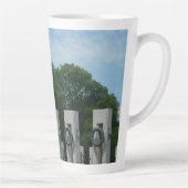 WWII-herdenkingskransen II in Washington DC Latte Mok (Rechts)