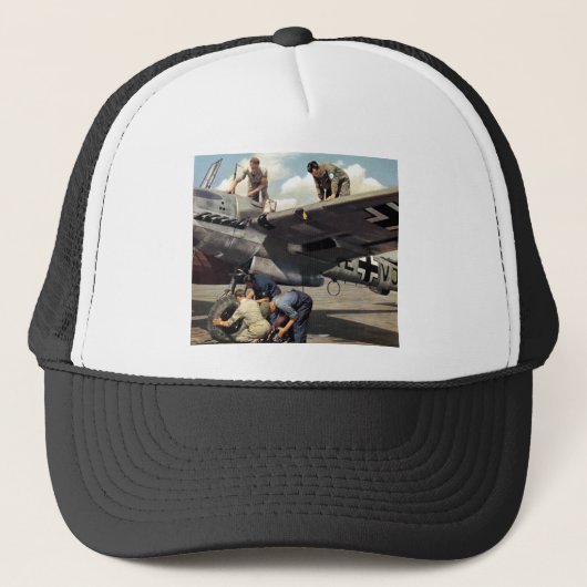 WWII Luftwaffe Ground Crew + ME-110 Trucker Pet (Voorkant)