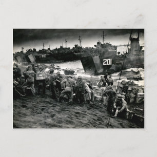 WWII Marines offload Supplies op Iwo Jima Briefkaart