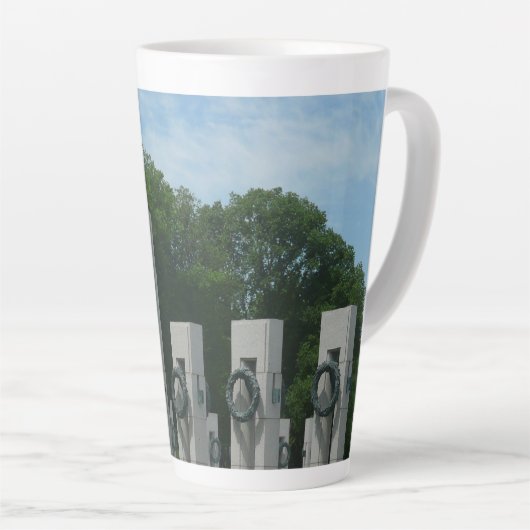 WWII Memorial Wreaten II in Washington DC Latte Mok (Rechterhoek)