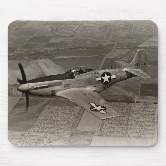 WWII P-51 Mustang in vlucht Muismat (Voorkant)