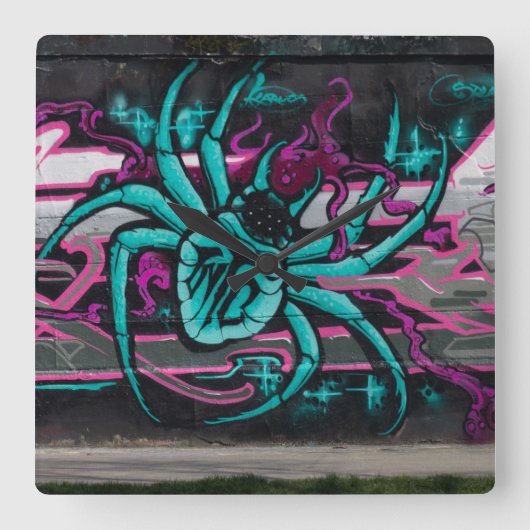 Wyed Turquoise Spider Vierkante Klok (Voorkant)