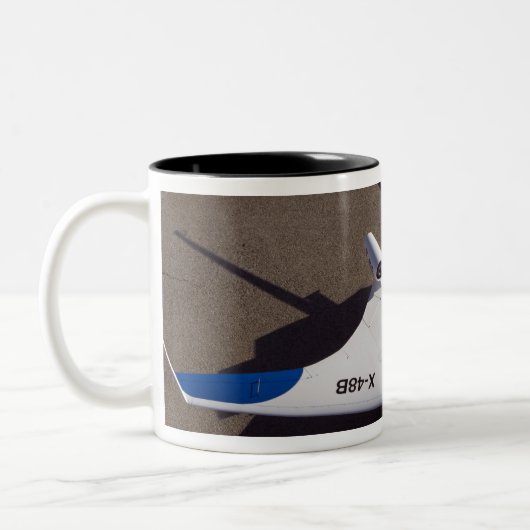 X-48B Onbemande luchtvaartuigen met blanco vleugel Tweekleurige Koffiemok (Links)