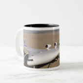 X-48B Onbemande luchtvaartuigen met blanco vleugel Tweekleurige Koffiemok (Voorkant links)