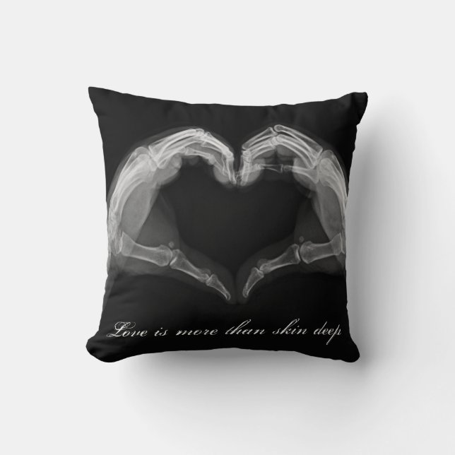 X-Ray Love Heart Pillow Kussen (Voorkant)
