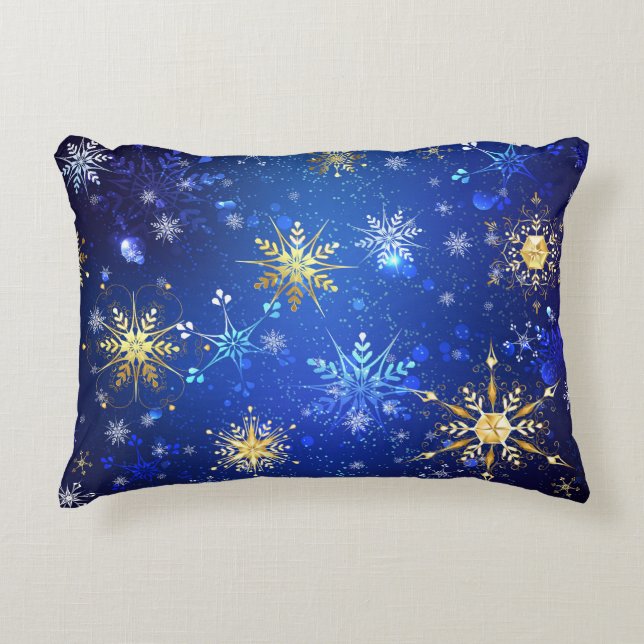 XMAS Blauwe Achtergrond met Golden Snowflakes Accent Kussen (Voorkant)