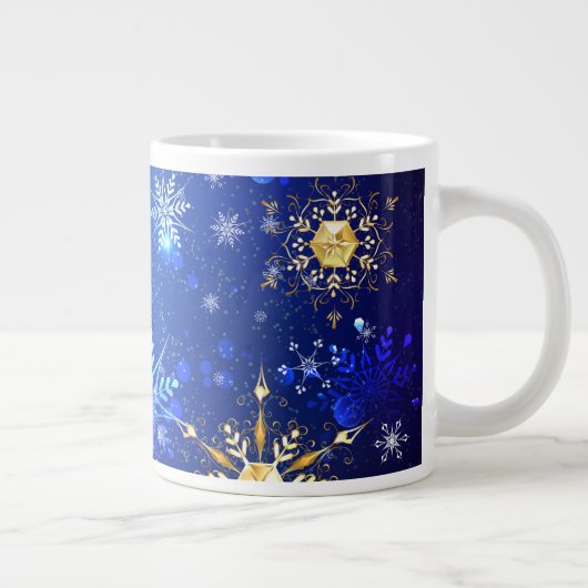 XMAS Blauwe Achtergrond met Golden Snowflakes Grote Koffiekop (Rechts)