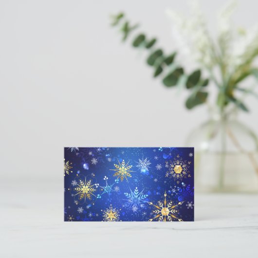 XMAS Blauwe Achtergrond met Golden Snowflakes Kortingskaartje (Staand voorkant)