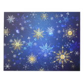 XMAS Blauwe Achtergrond met Golden Snowflakes Notitieblok (Voorkant)