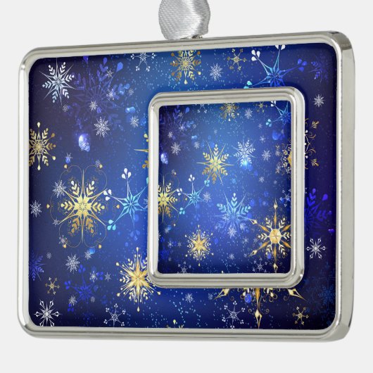 XMAS Blauwe Achtergrond met Golden Snowflakes Verzilverd Omlijst Ornament (Links)
