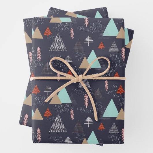 Xmas Drawing Evergreen Pine Trees in sneeuw bij na Inpakpapier Vel (In situ)