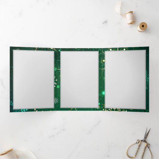 Xmas Golden Snowflakes op groene achtergrond Drieluik Aankondiging (Binnen)