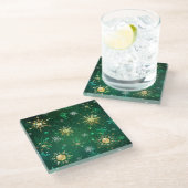Xmas Golden Snowflakes op groene achtergrond Glazen Onderzetter (Schuin)