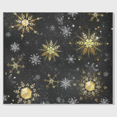 Xmas Golden Snowflakes op zwarte achtergrond Cadeaupapier (Vlak)