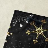 Xmas Golden Snowflakes op zwarte achtergrond Strandlaken (In situ)