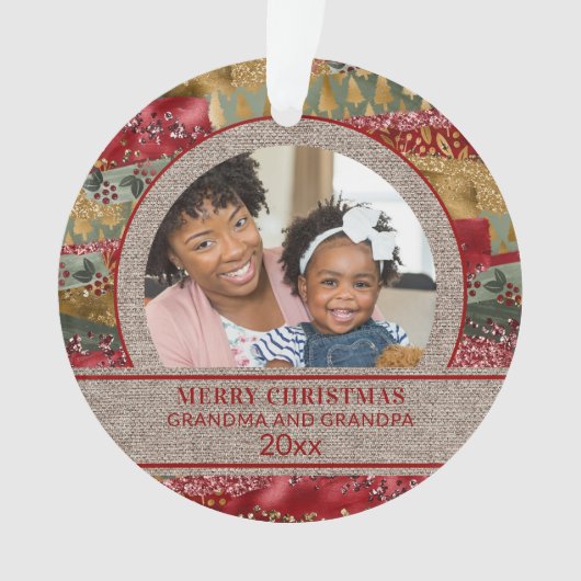 Xmas Grandma Grandpa Red Gold Green Brown Burlap Ornament (voorkant)