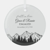 Xmas Herfst Black Mountain Pine Tree Paar verloofd Glas Ornament (Voorkant)