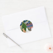 Xmas Magic - 3 katten (2 tabbys - wit) Ronde Sticker (Envelop)