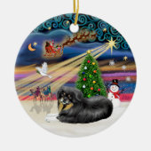 Xmas Magic - Tibetaanse Spaniel (zwart-bruin) Keramisch Ornament (Voorkant)