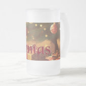 Xmas Motief, met Cadeaus Onder de Kerstboom Matglas Bierpul (Voorkant rechts)
