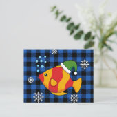 Xmas Tropische Vis Cartoon op Blauw Buffelpatroon Feestdagenkaart (Staand voorkant)
