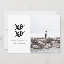 XO. Knuffels en kusjes. Zwarte en witte Valentijns Feestdagenkaart