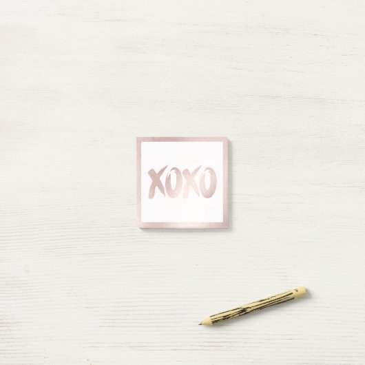 XOXO Blush Pink | Moderne borstelkalligrafie Post-it® Notes (Op bureau)