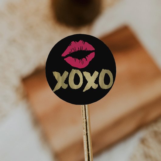 XOXO Faux Gold en Roze Lips | Zwart Ronde Sticker