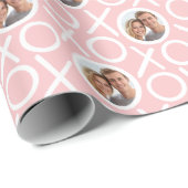 XOXO Hugs & Kisses 2 Photo Pink Brush Script Cadeaupapier (Rol Hoek)