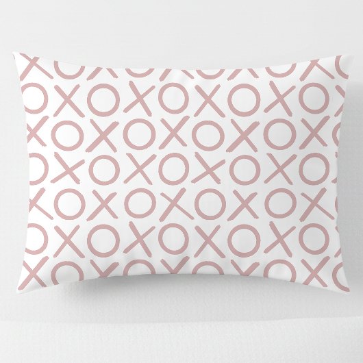 XOXO Hugs & Kisses Dusty Pink White Modern Pattern Kussensloop