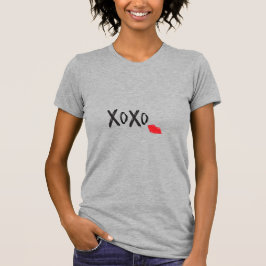 XoXo-Hugs-Kisses-with-Red-Lips Grey T-shirt
