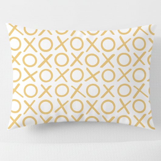 XOXO Hugs & Kisses Yellow White Modern Pattern Kussensloop