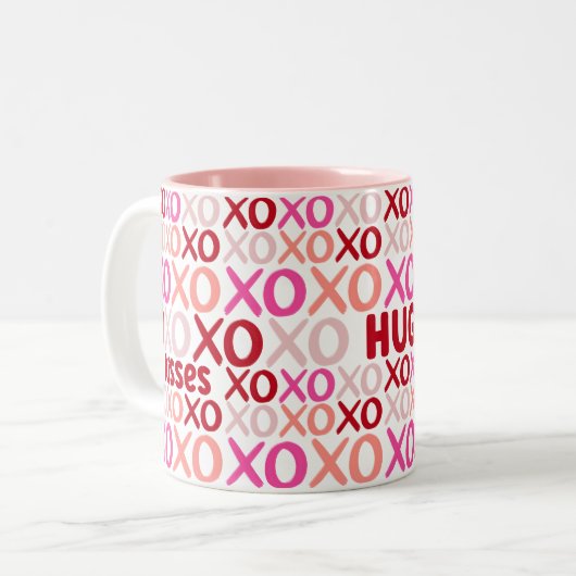 XOXO Knuffels en Kusjes Roze en Rood Schattige Gal Tweekleurige Koffiemok (Voorkant links)