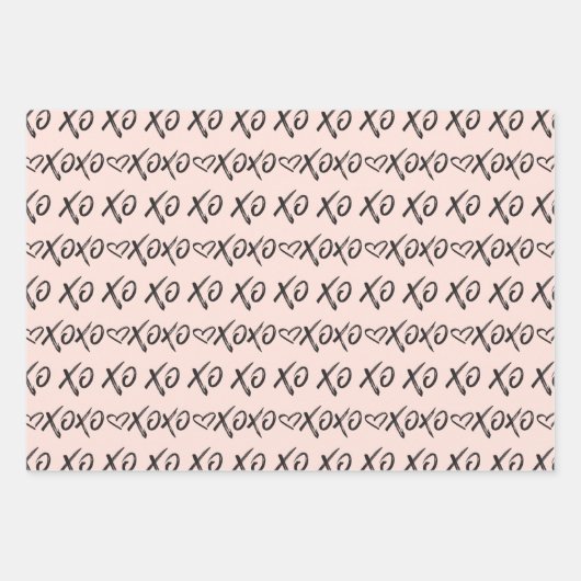 XOXO Knuffels & Kisses Borstel Script Zwart & Roze Inpakpapier Vel (Voorkant)