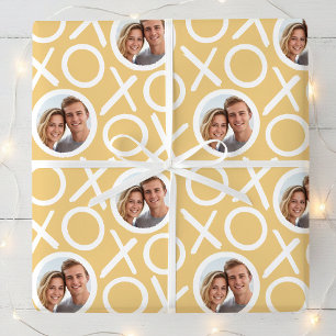 XOXO Knuffels & Kusjes 2 Foto Geel Kwast Lettertyp Cadeaupapier