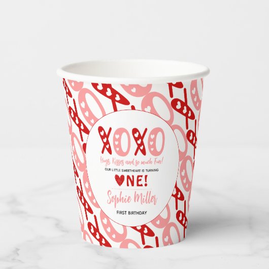 XOXO Knuffels & Kusjes Valentijnsdag 1e verjaardag Papieren Bekers (Voorkant)