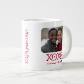 XOXO Knuffelt Kusjes Gepersonaliseerde foto Grote Koffiekop (Voorkant rechts)
