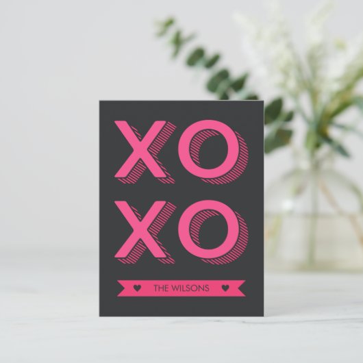 XOXO maakt roze en donkere achtergrond Briefkaart (Staand voorkant)