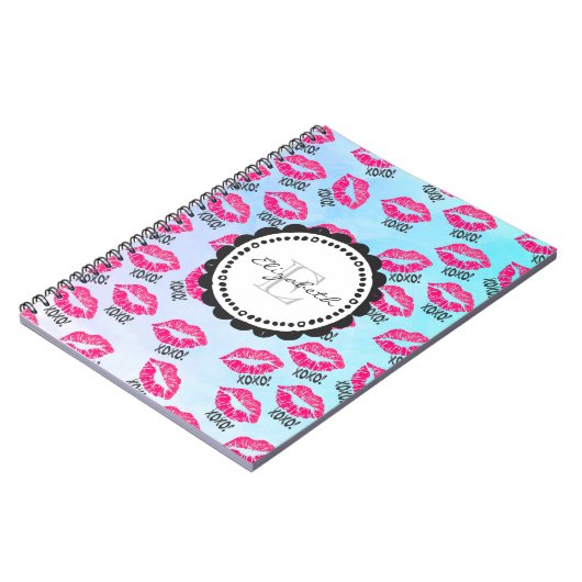 XOXO-patroon met stijlvolle roze Kissy Lips Monogr Notitieboek (Linkerzijde)