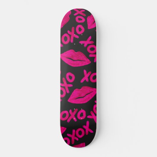 XOXO Quote Black Neon Pink Lipstick Patroon Persoonlijk Skateboard (Voorkant)