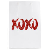 XOXO Red Glitter | Glam Brushstroke Hug en Kisses Medium Cadeauzakje (Voorkant)