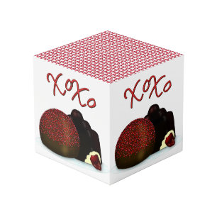 XOXO Valentijn Bonbon en Dark Chocolate Kubus