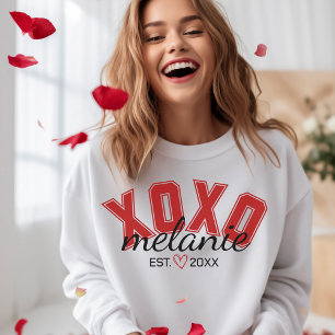 XOXO Valentijns's Ontwerpdatum Met Sweatshirt