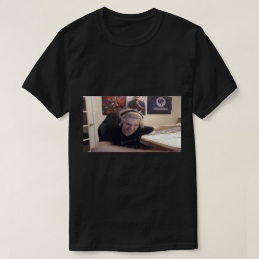 xQc ZES CONSOLES, TEN COMPUTERS T-shirt (Design voorkant)