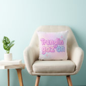 Y2K Pastel Bubble Tekst Trendin Goz On Cute Roze Kussen (Stoel)