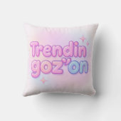 Y2K Pastel Bubble Tekst Trendin Goz On Cute Roze Kussen (Achterkant)